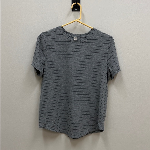 lululemon athletica Tops - Lululemon Gray with Black Stripe Love Tee Sz 8!